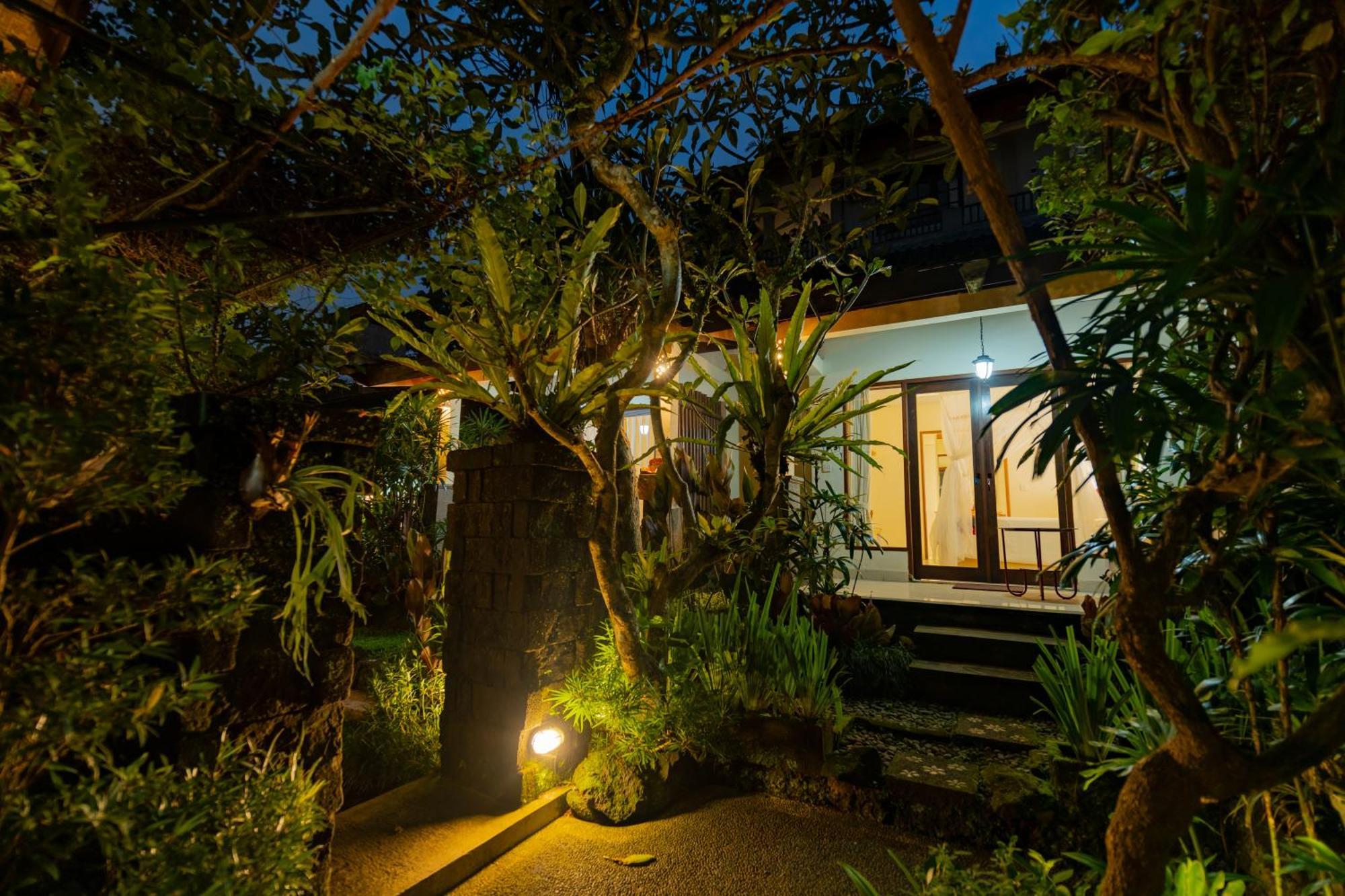 Desak Putu Putra Hidden Hotel Ubud Exterior foto
